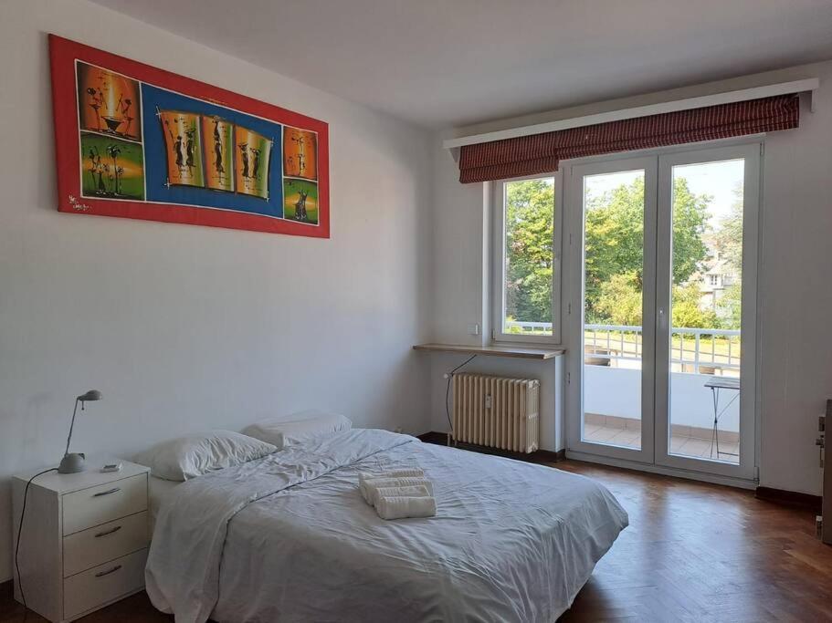 Spacious Apartment Next To Parc Du Cinquantenaire Brüsszel Kültér fotó